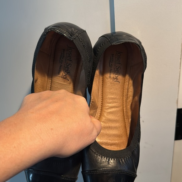 Josef Seibel black flats size 41 - Picture 2 of 5